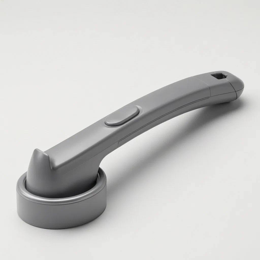 Self-Filling Cleaning Tool with Detachable Liquid Storage Device - product render